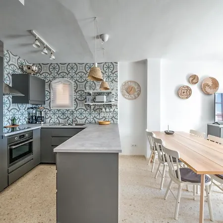 Lägenhet Exclusive With Nerjas Biggest Pool